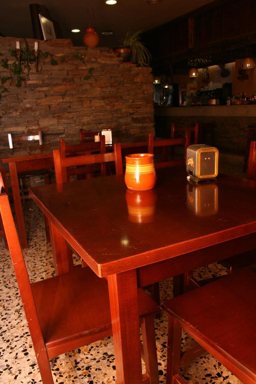A Taberna De Vento Hotel Lalín Екстериор снимка